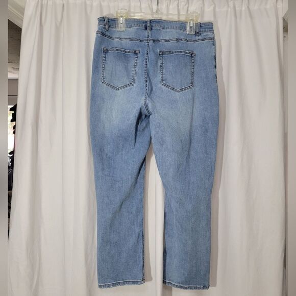 Forever 21 plus size button up cropped distressed jeans sz 1x - Picture 2 of 10